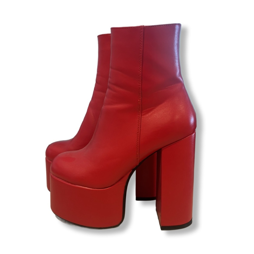 Lambda Faux Leather Red Platform Ankle Boots Size… - image 1